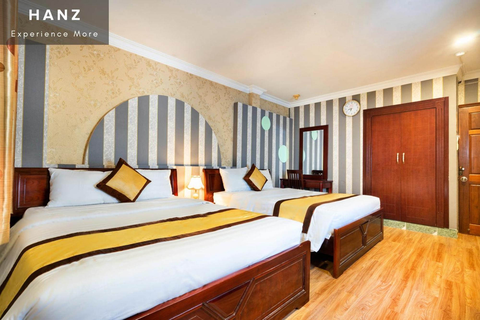 Cosmo Central Hotel Ho Chi Minh City Exterior photo