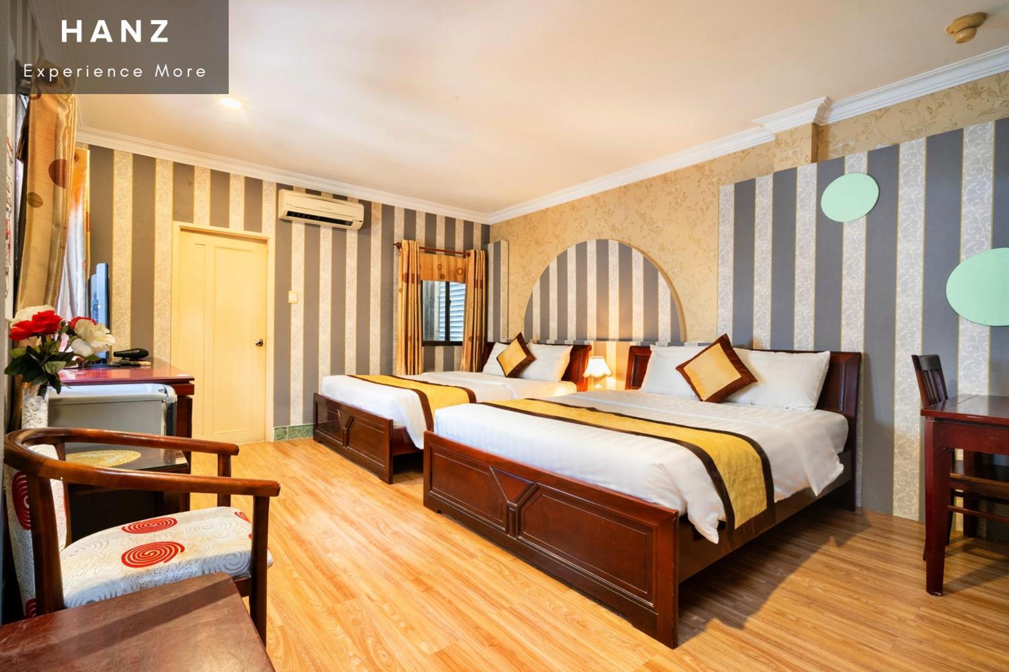 Cosmo Central Hotel Ho Chi Minh City Exterior photo