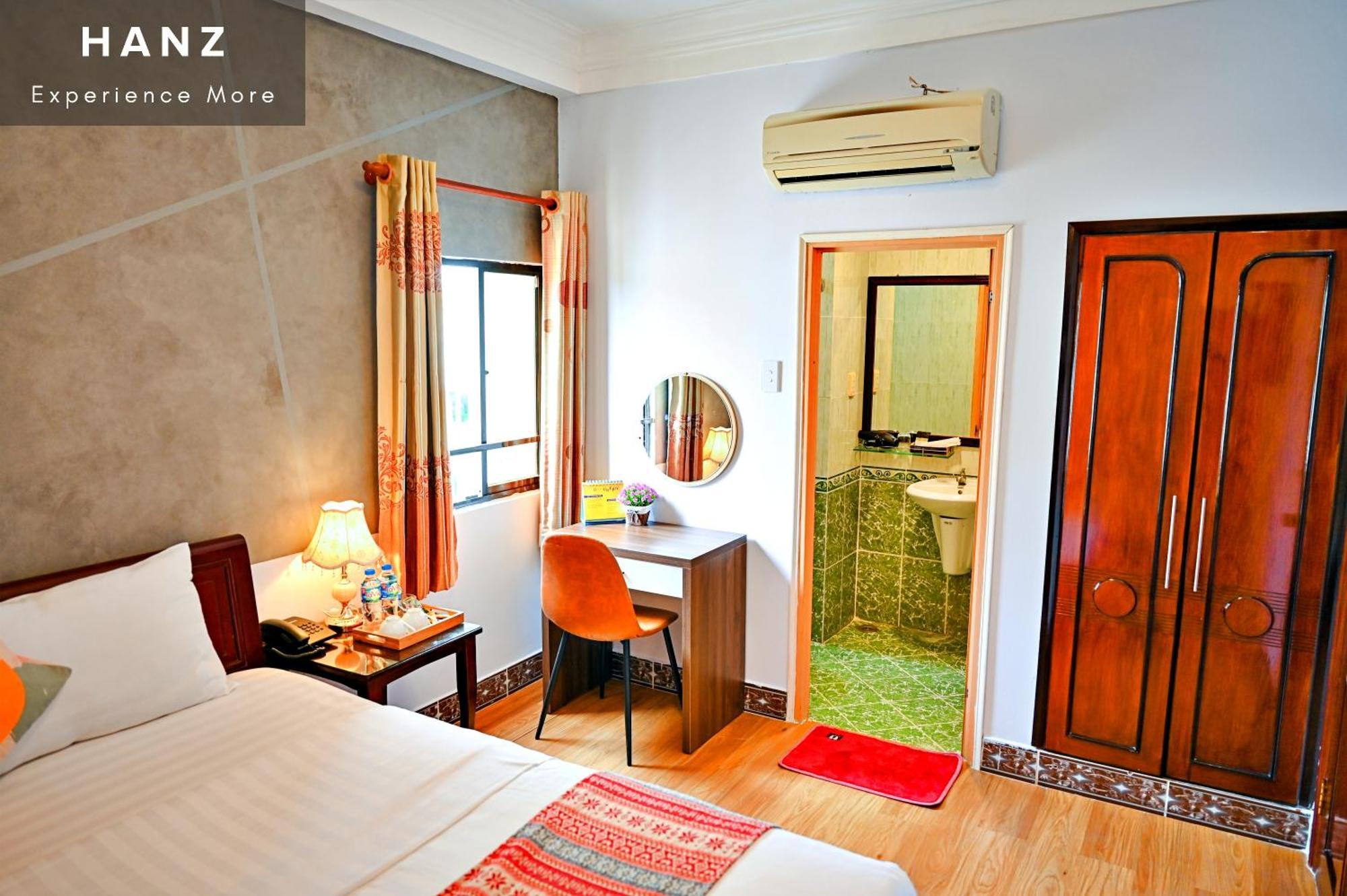 Cosmo Central Hotel Ho Chi Minh City Room photo